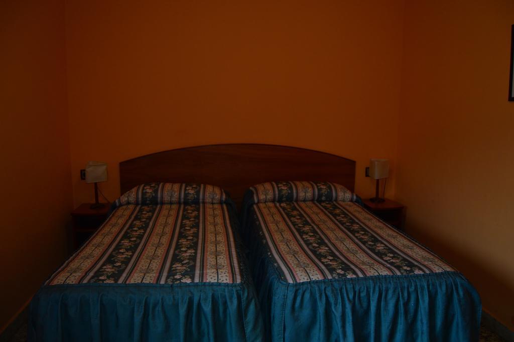 Hostal L'Escon Llanars Zewnętrze zdjęcie